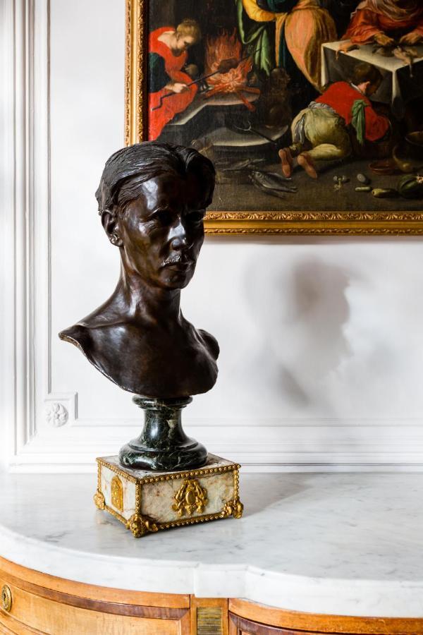Veeve - Haussmann Beauty In The 6th * Parigi